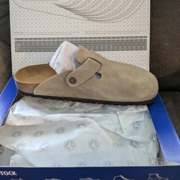 Birkenstock Women's Beige Suede Winter Boots - Picture 5 of 7